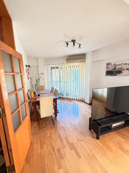 Apartament cu 3 camere decomandat, mobilat în Calea Călărașilor