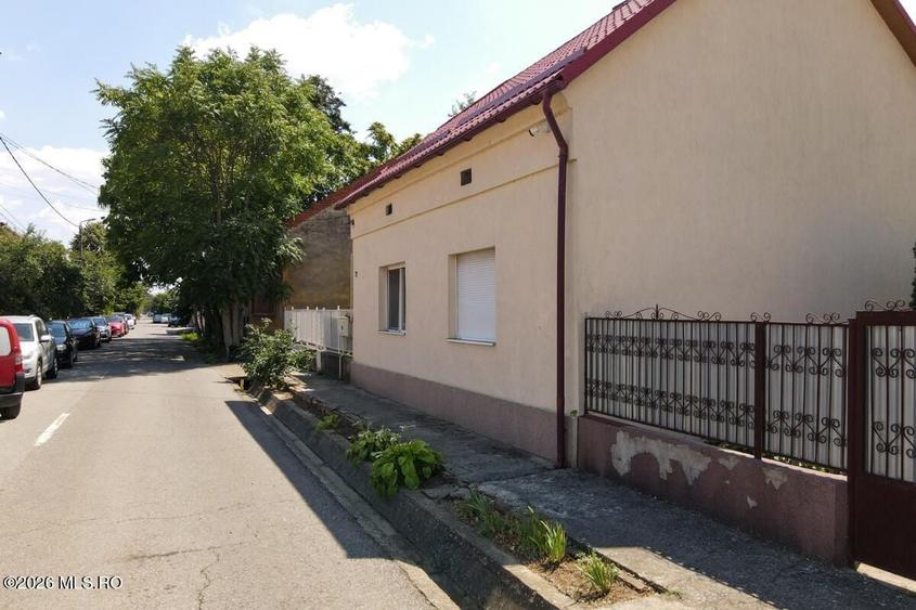 Casă individuală cu 4 camere cu Canalizare în Freidorf