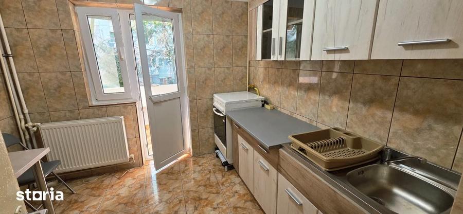Apartament cu 2 camere decomandat în Mărășești — fotografia 1