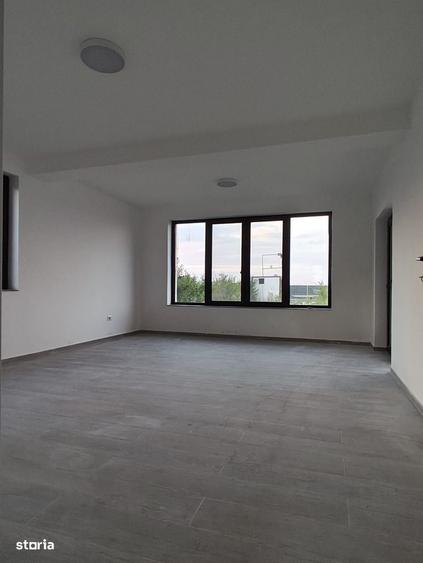 Casă cu 4 camere în Tărtășești
