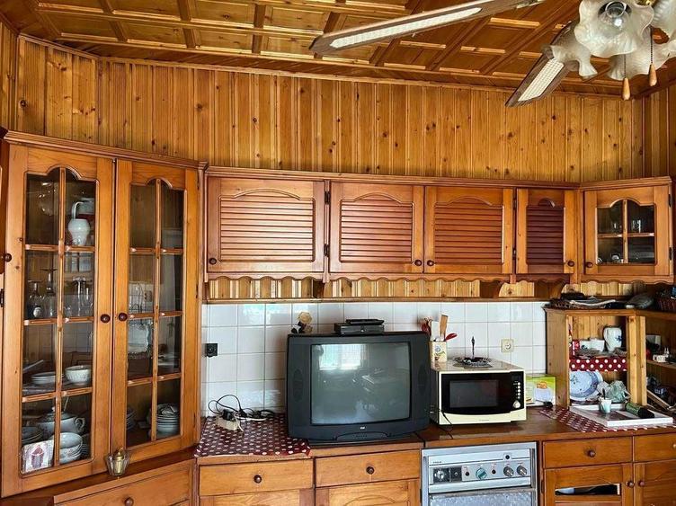 Casă cu 3 camere în Salonta