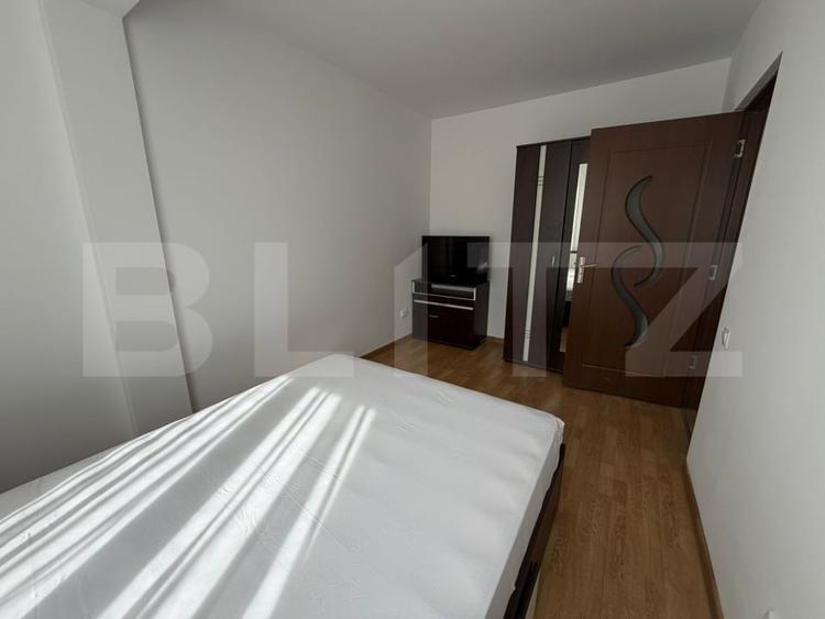 Apartament cu 2 camere semidecomandat, mobilat în Florești