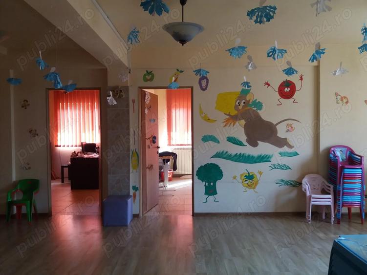 Casă cu 9 camere cu Teren 400 Mp în Militari