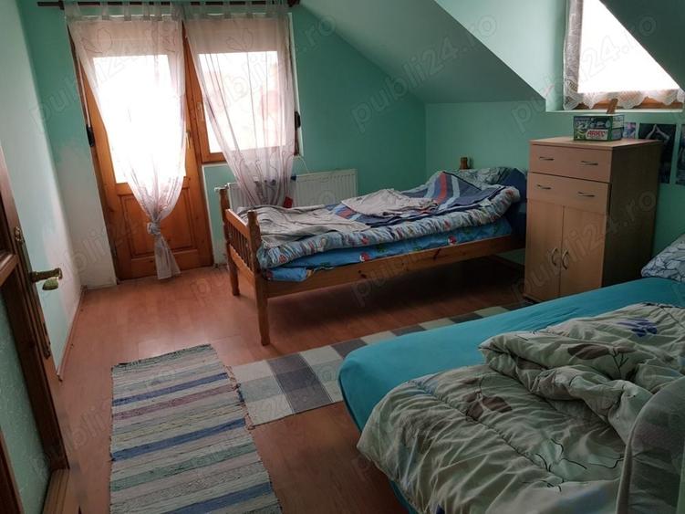 Casă cu 4 camere cu Teren 340 Mp în Central