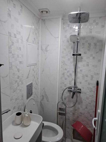 Garsonieră decomandată în UTA