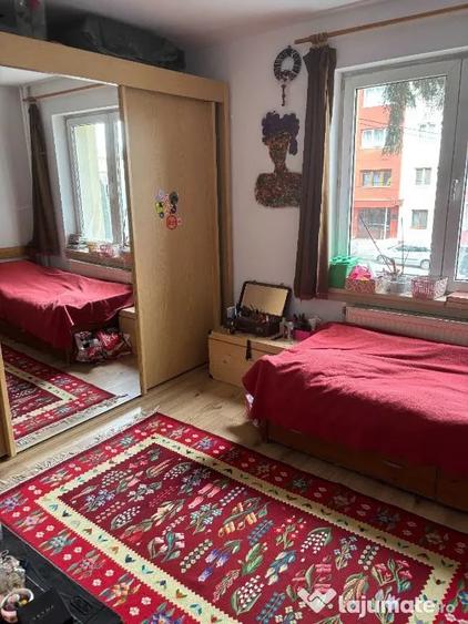 Apartament cu 3 camere semidecomandat în Gheorgheni