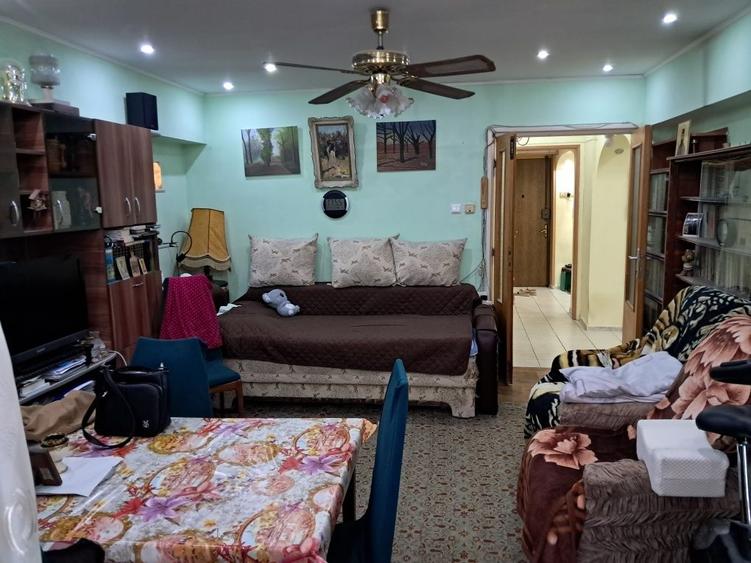 Apartament cu 2 camere decomandat în Nerva Traian