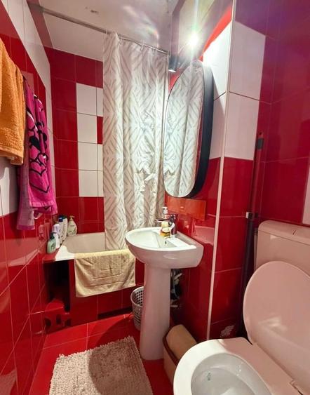 Apartament cu 3 camere semidecomandat în Mănăștur
