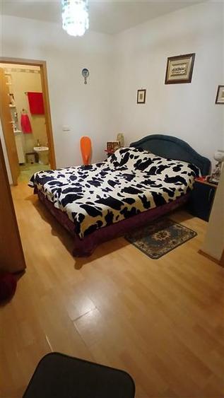 Apartament cu 3 camere decomandat în 1 Decembrie 1918