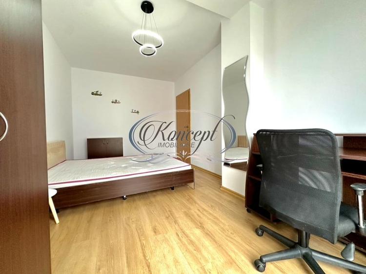 Apartament cu 3 camere semidecomandat, mobilat în Semicentral