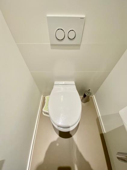Apartament cu 3 camere decomandat în Nord-Est