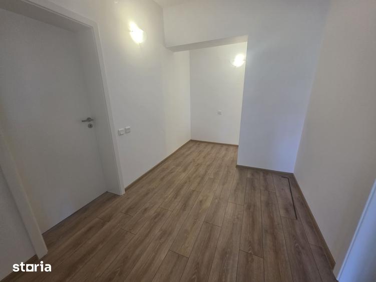 Casă cu 4 camere cu Teren 500 Mp în Bunloc