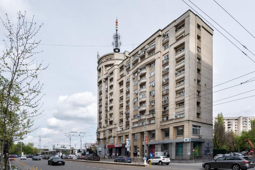 Birou, de 149 mp, în P-ța Victoriei