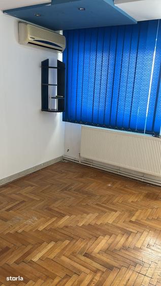 Apartament cu 3 camere în Orizont