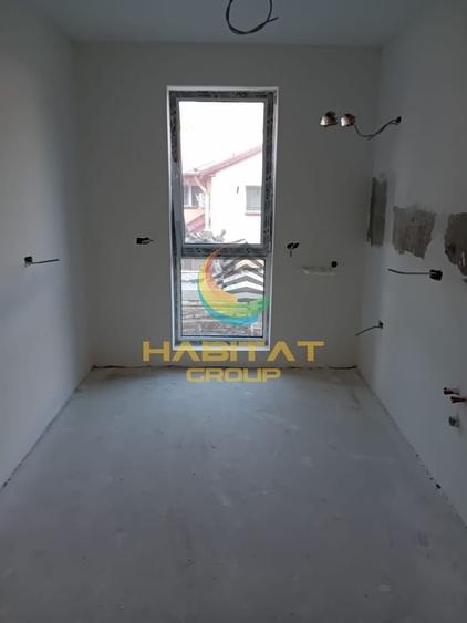Apartament cu 2 camere decomandat în P-ța Alba Iulia