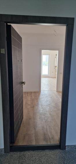 Apartament cu 2 camere decomandat în Străulești
