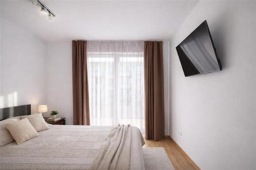 Penthouse cu 3 camere decomandat în Avantgarden