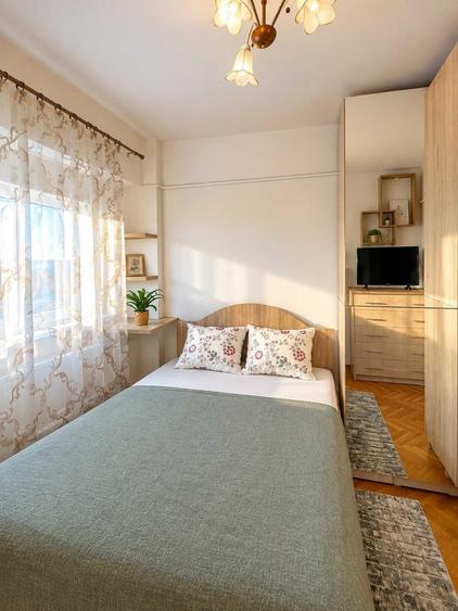 Apartament cu 3 camere decomandat în Ultracentral