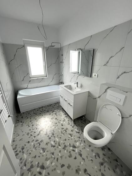 Duplex cu 4 camere cu Teren 375 Mp în Covaci