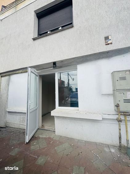 Spațiu comercial, de 35 mp, în Granit