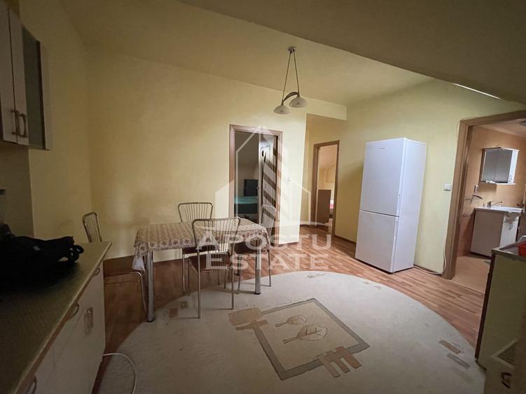 Casă cu 5 camere cu Teren 987 Mp în Gării