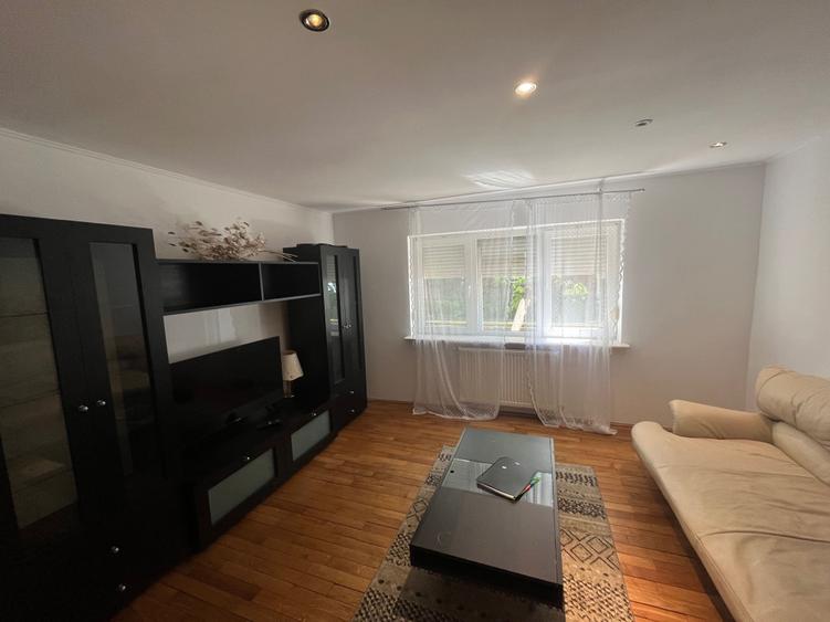 Apartament cu 2 camere semidecomandat în Rogerius