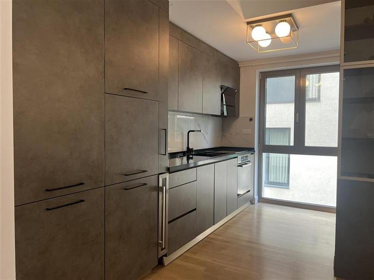 Apartament de lux cu 4 camere | zona Capitale - 6