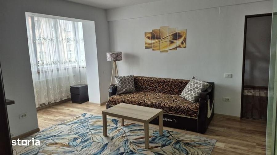 Apartament cu 2 camere în Centrul Civic