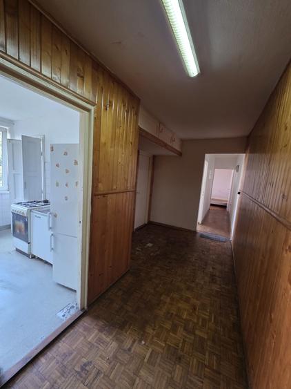 Apartament cu 2 camere decomandat în Decebal