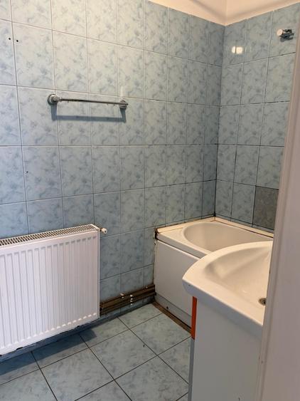Casă cu 4 camere decomandat cu Teren 150 Mp în Central