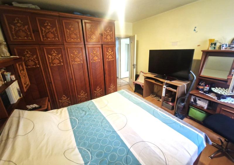 Apartament cu 2 camere decomandat în Drumul Taberei