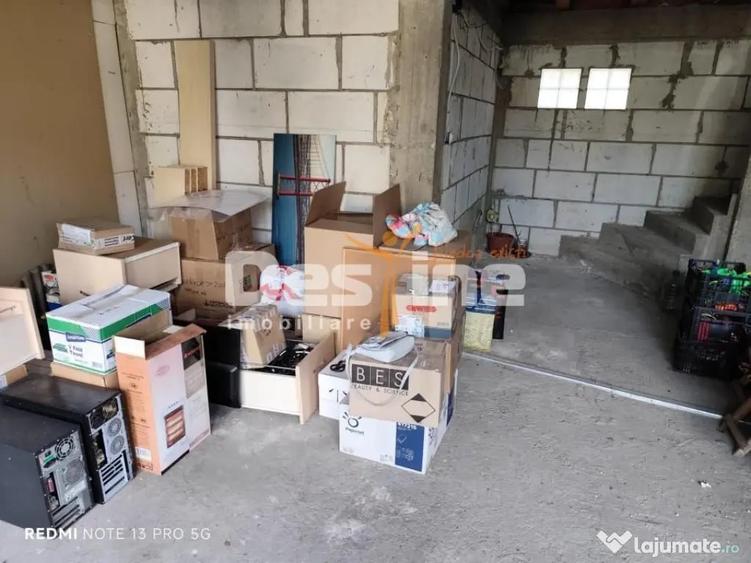 Casă cu 5 camere cu Teren 200 Mp în Sud