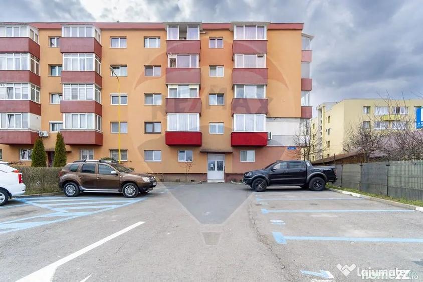 Apartament cu 2 camere decomandat în Craiter