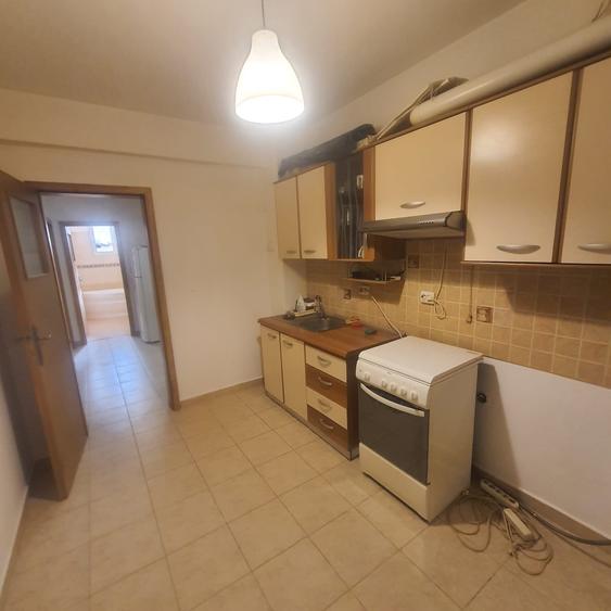 Apartament cu 2 camere decomandat în Giurgiului