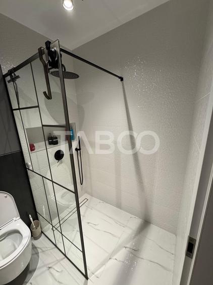 Apartament cu 3 camere semidecomandat, mobilat în Turnișor