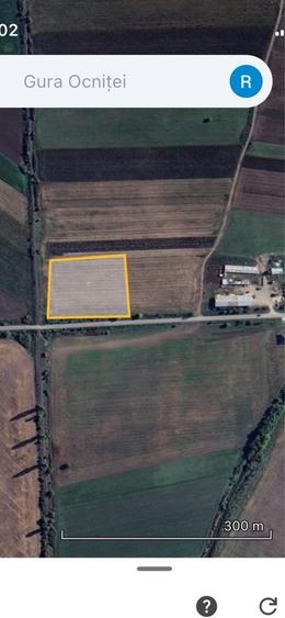 Teren de 3700 mp, în Săcueni