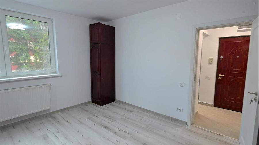 Apartament cu 2 camere semidecomandat în Ultracentral