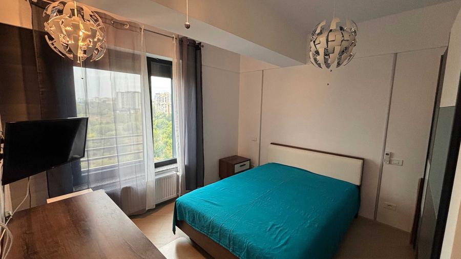 Apartament cu 3 camere decomandat în Văcăresti