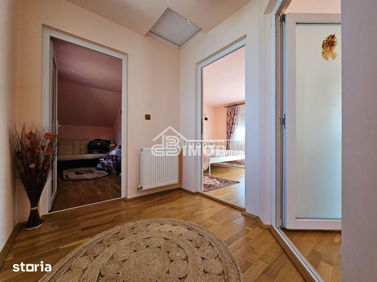 Casă cu 4 camere cu Teren 820 Mp în Buciumeni