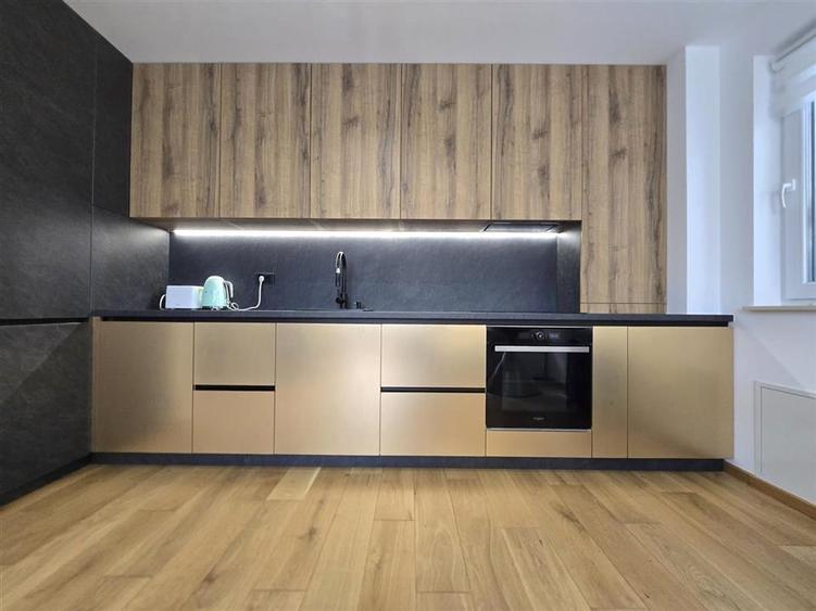 Apartament cu 2 camere decomandat în Centrul Istoric