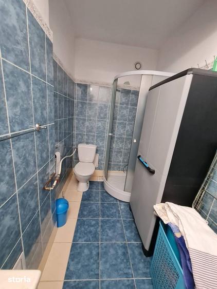 Apartament cu 3 camere decomandat în Terezian