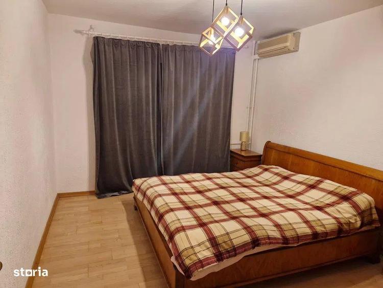Apartament cu 3 camere decomandat, mobilat în Central
