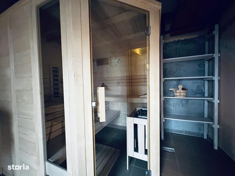 Casă cu 4 camere decomandat în Stupini