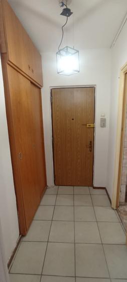 Apartament cu 2 camere semidecomandat în Universitate