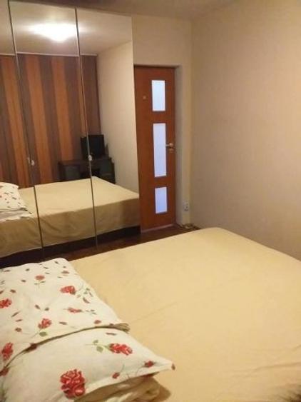 Apartament cu 3 camere semidecomandat în Cotroceni