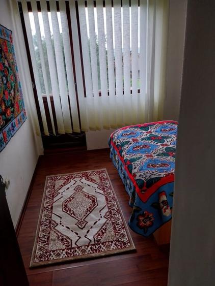 Casă individuală cu 7 camere cu Teren 1330 Mp în Măneciu-Pământeni