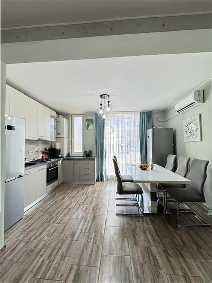 Apartament cu 2 camere semidecomandat, mobilat în Giroc
