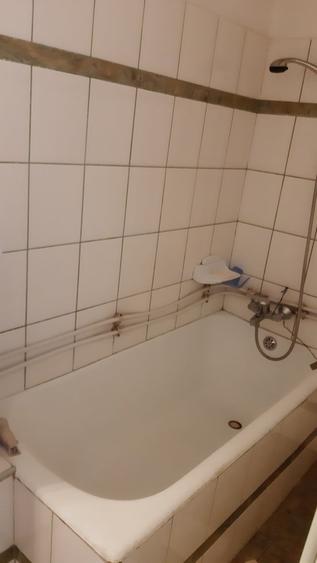 Casă individuală cu 3 camere cu Canalizare în Tomis II