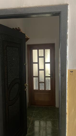 Apartament decomandat în Contactoare