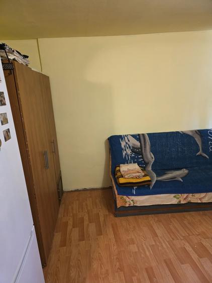 Casă cu 2 camere cu Teren 200 Mp în Republicii